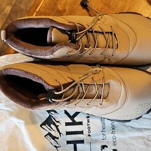 💖 HIKE FOOTWEAR TAN & BROWN Hiking Boots  (💲price reduced!) 💖 NWT